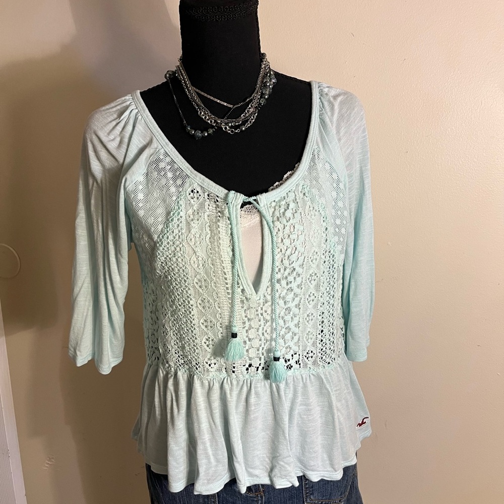 Hollister Women's Light Blue Lace Peplum Top